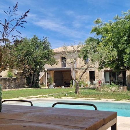 Appartement Dans Un Mas Provencal Renove Saint-Hilaire-d'Ozilhan Екстер'єр фото