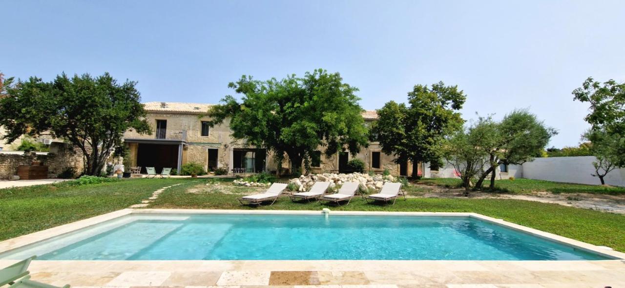 Appartement Dans Un Mas Provencal Renove Saint-Hilaire-d'Ozilhan Екстер'єр фото