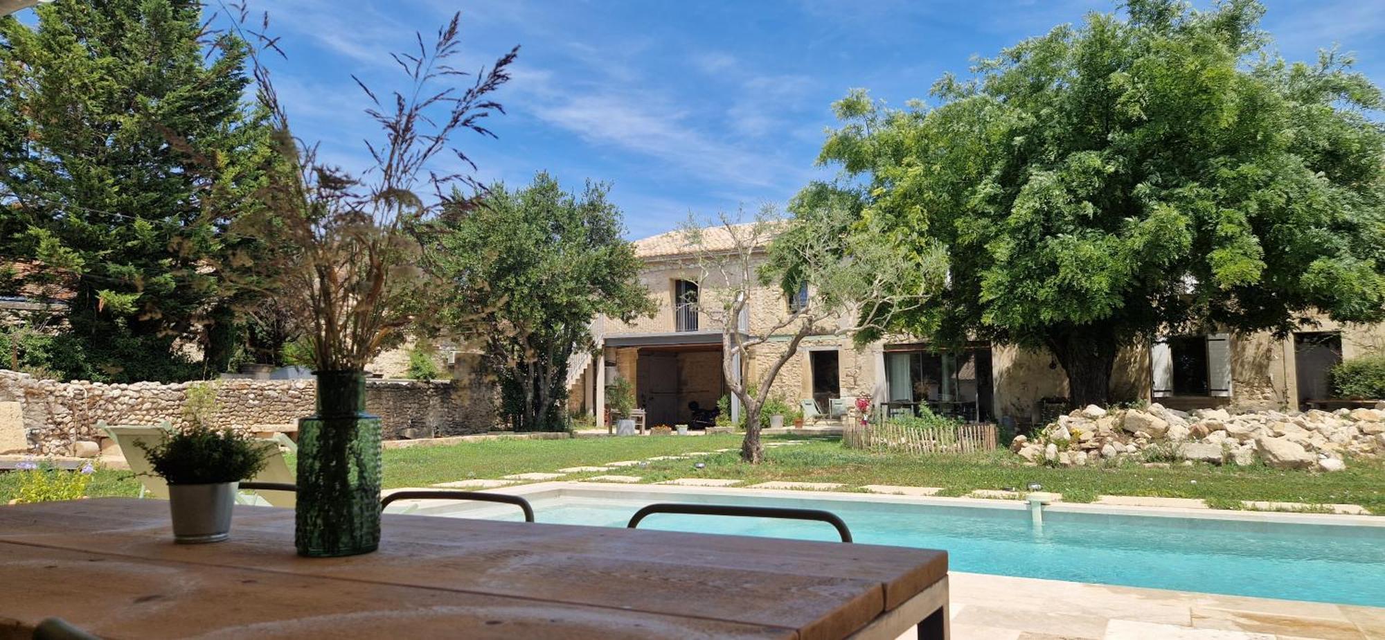 Appartement Dans Un Mas Provencal Renove Saint-Hilaire-d'Ozilhan Екстер'єр фото